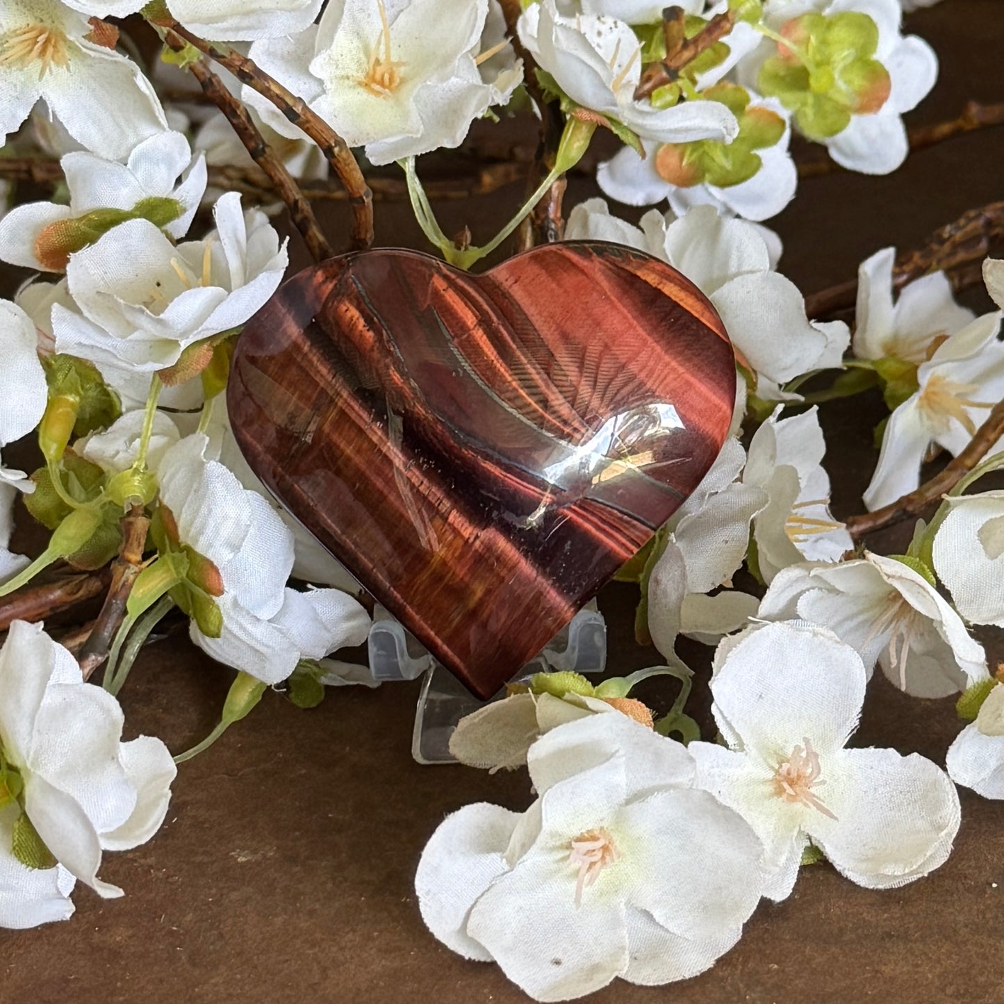 Red Tiger’s Eye Crystal Hearts – Grounding Strength, Confidence & Spiritual Protection