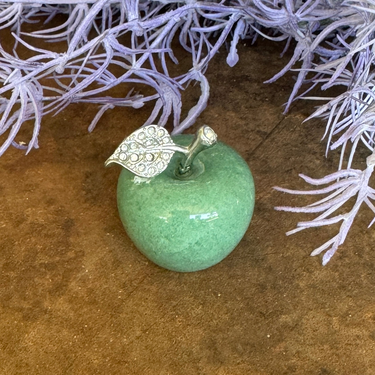 Crystal Apple – Hand-Carved Gemstone Symbol of Love, Growth & Abundance