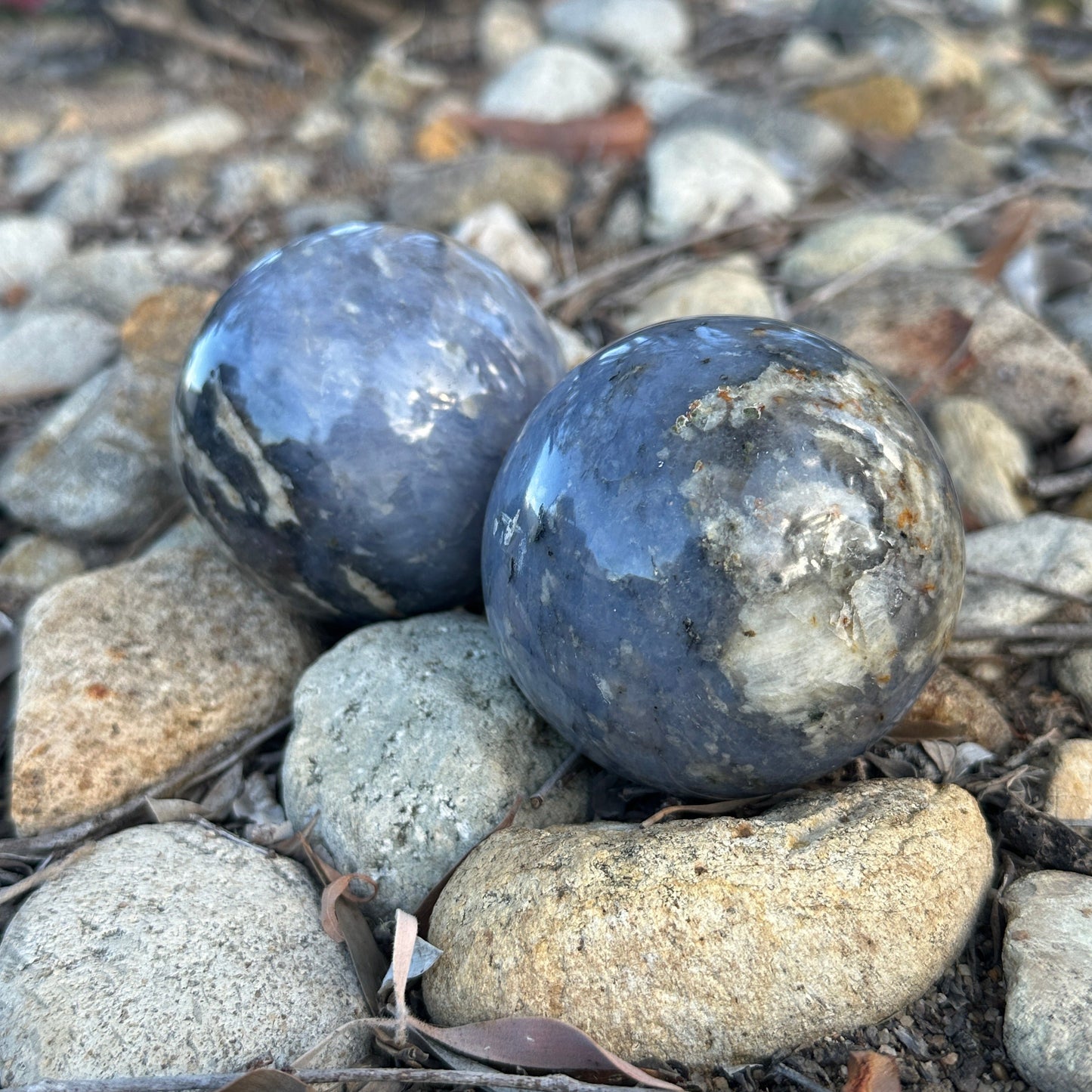 Blue Devil Crystal Sphere – Calm, Clarity & Spiritual Renewal