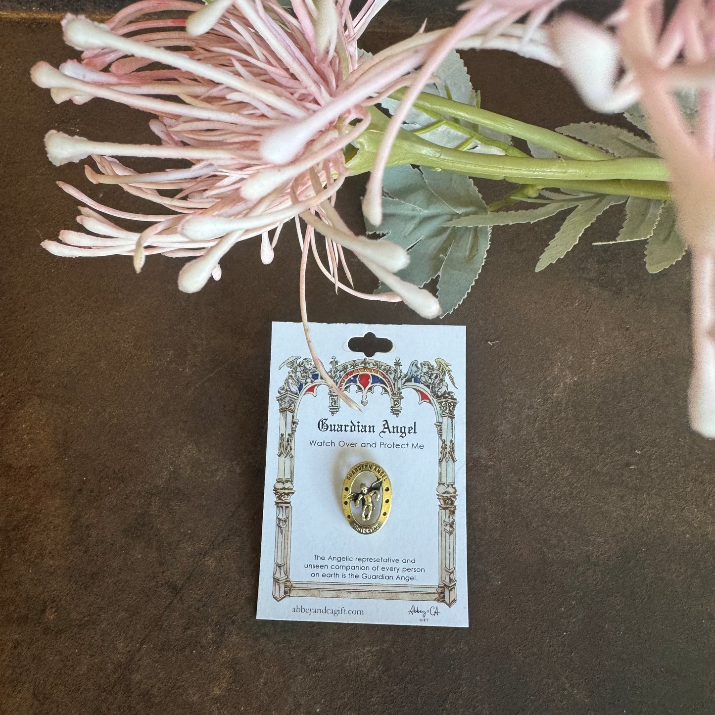 Guardian Angel Lapel Pin – Spiritual Protection Badge (22mm)