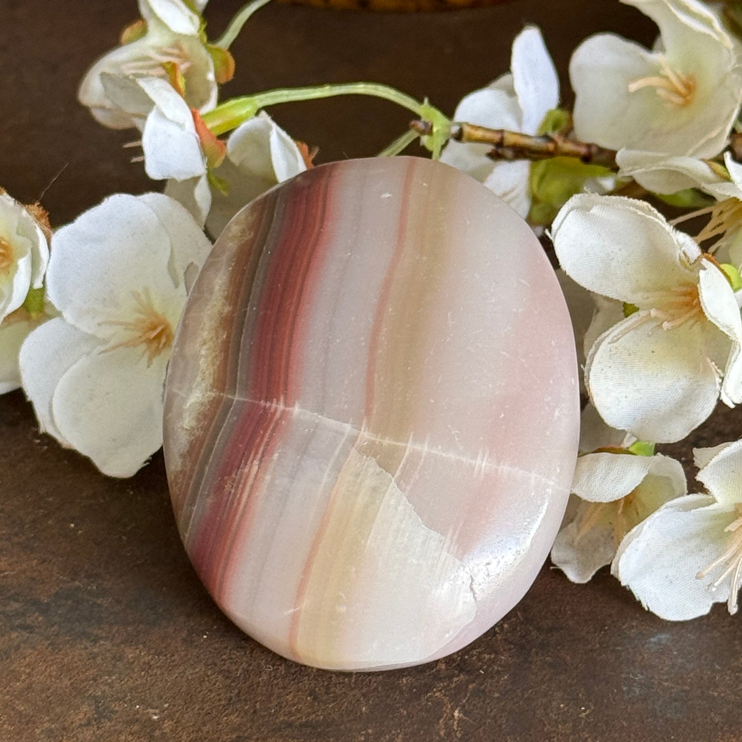 Pink Onyx Palm Stone – Emotional Healing, Grounding & Heart Chakra Balance