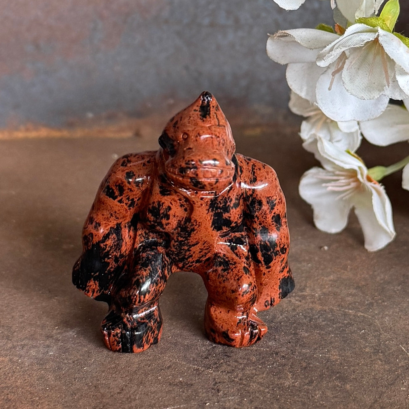Gorilla crystal carving