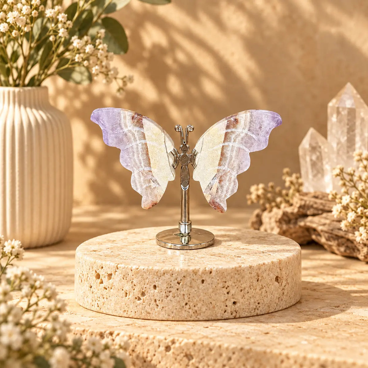 Mini Amethyst and Agate crystal butterfly – crystal carving