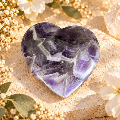 Chevron Amethyst crystal heart Small 6, approximately 4.5 cm, natural violet and white banding