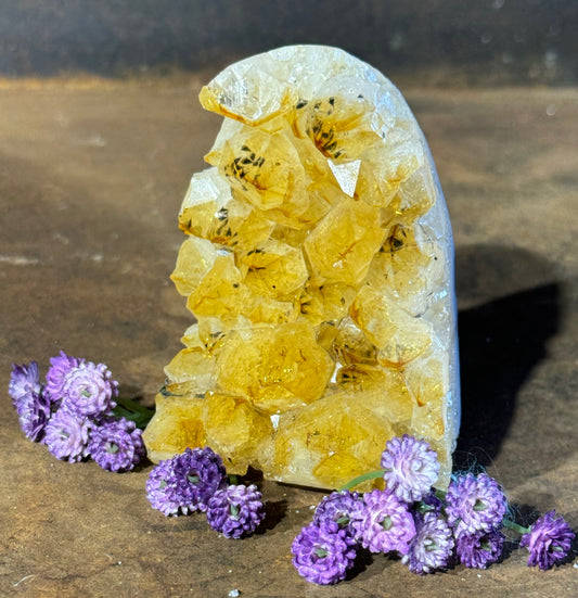 Citrine Crystal Cluster – Abundance, Prosperity & Positive Energy