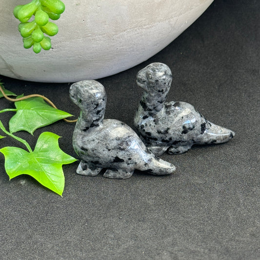 Larvikite crystal dinosaur carving approximately 4.5cm