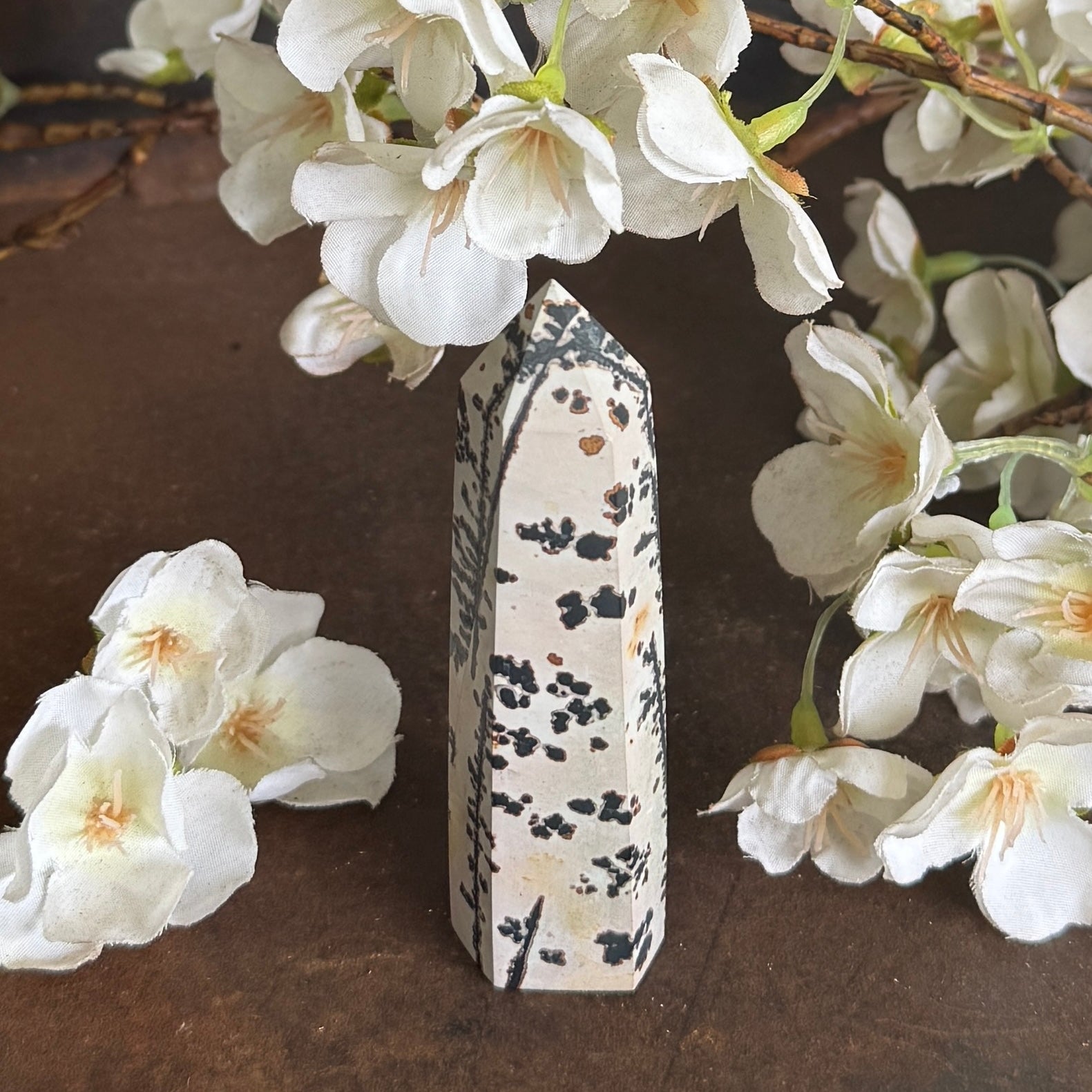 Dendritic Agate crystal tower grounding manifestation emotional healing spiritual growth crystal