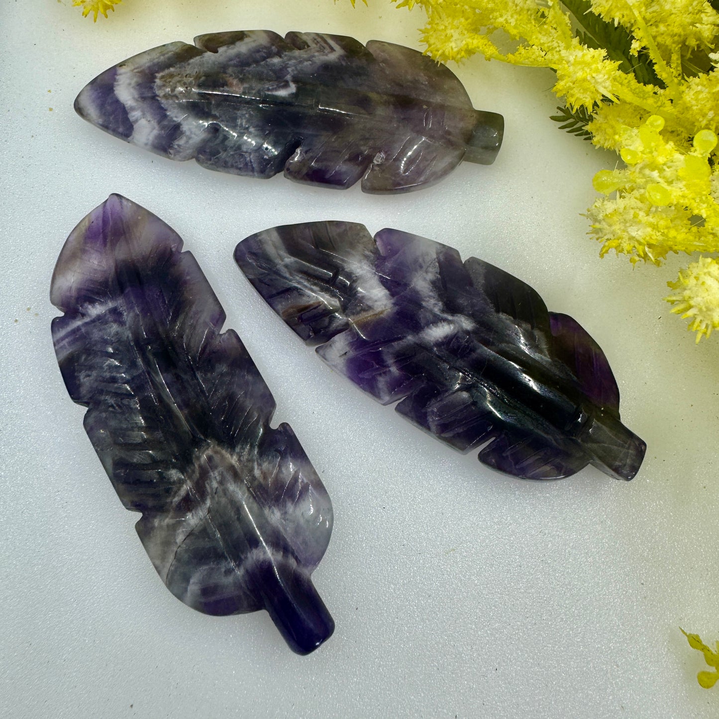 Feather Crystal Carving – Ascension, Balance & Spiritual Healing