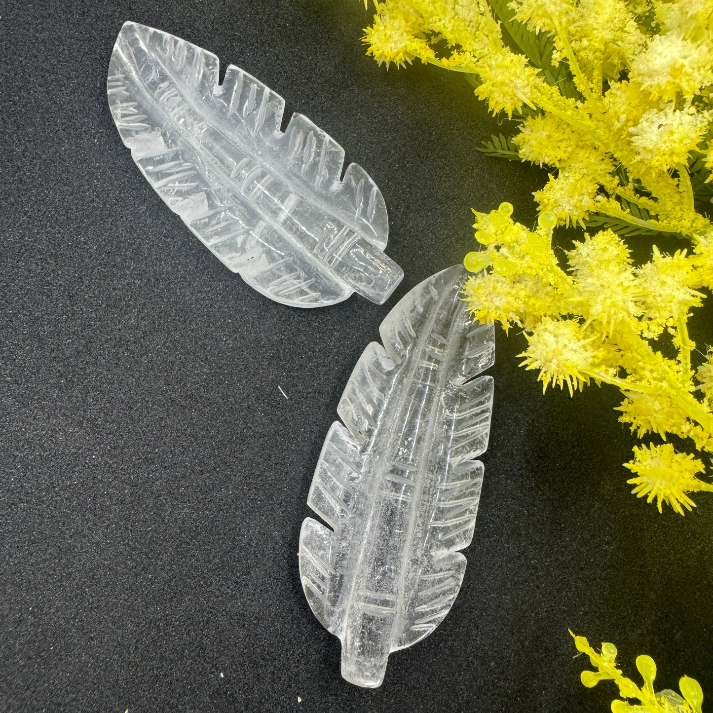 Feather Crystal Carving – Ascension, Balance & Spiritual Healing