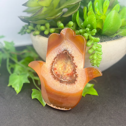 Carnelian Hamsa Hand – Protection, Courage & Spiritual Healing