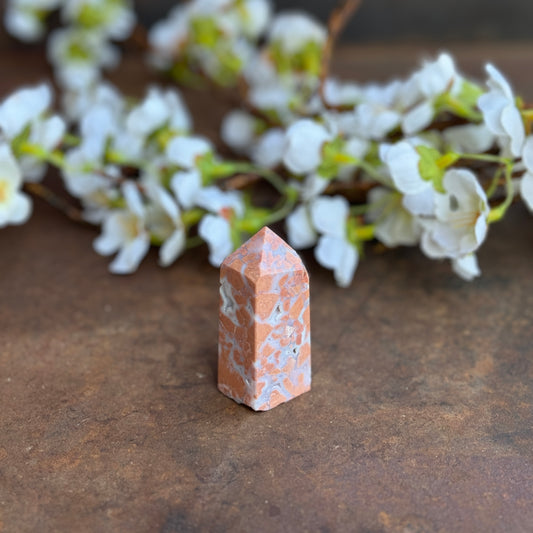 Pink Agate Crystal Tower – Emotional Healing, Self-Love & Spiritual Protection