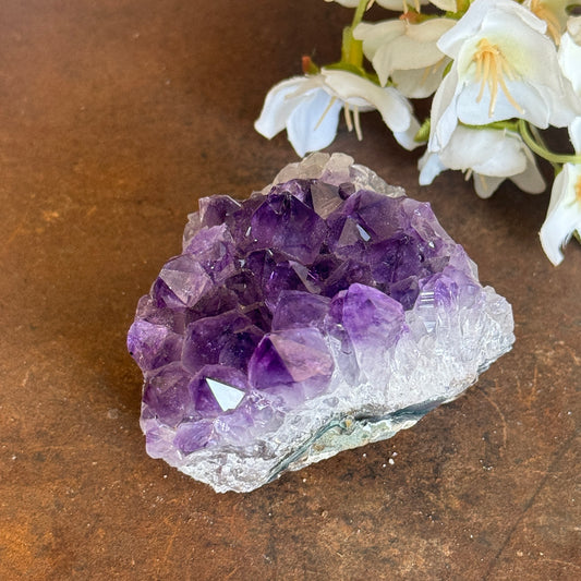 Amethyst Geodes – Healing Crystal Geodes for Protection, Balance & Spiritual Clarity