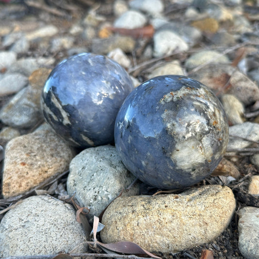 Blue Devil Crystal Sphere – Calm, Clarity & Spiritual Renewal