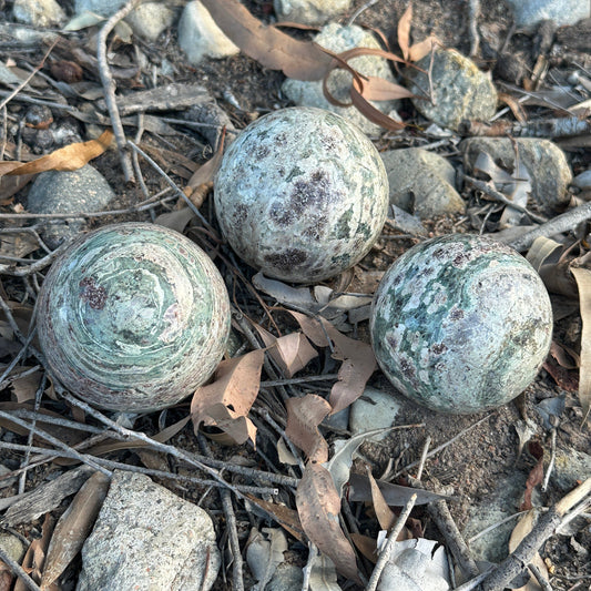 Green Cherry Blossom Crystal Sphere (Approx. 6cm) – Heart Chakra Healing, Emotional Balance & Spiritual Growth