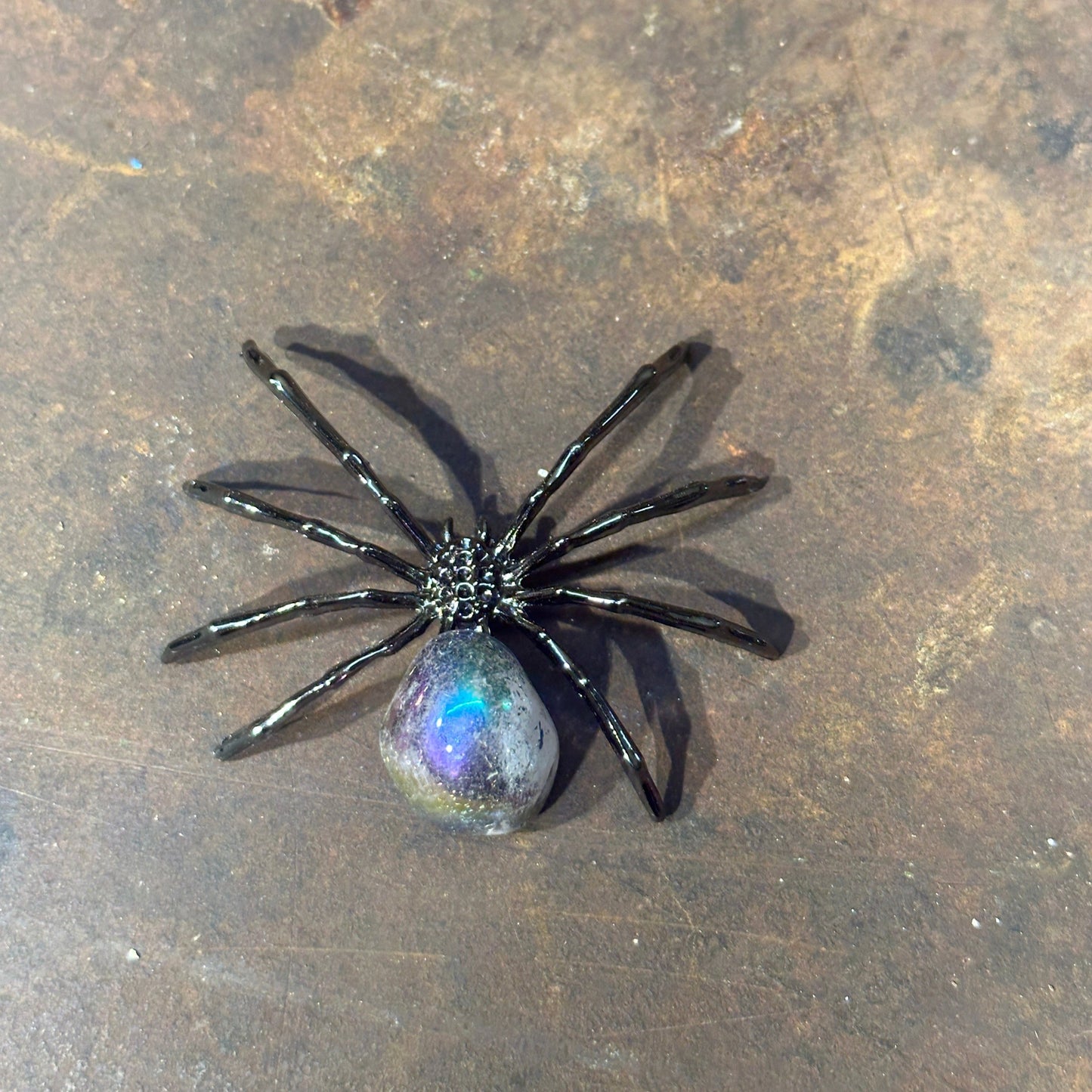 Spider with Crystal Gem – Symbol of Creativity, Protection & Healing Energy