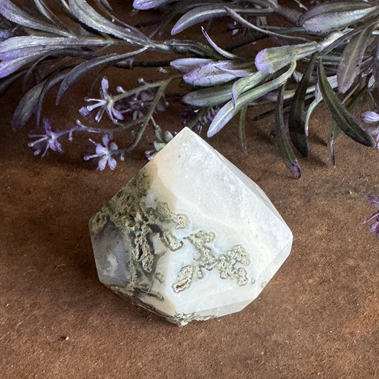 Moss Agate Crystal Diamond Cut Shape – Growth, Healing & Emotional Balance