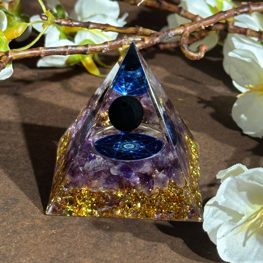 Amethyst & Obsidian Orgonite Pyramid – 5cm