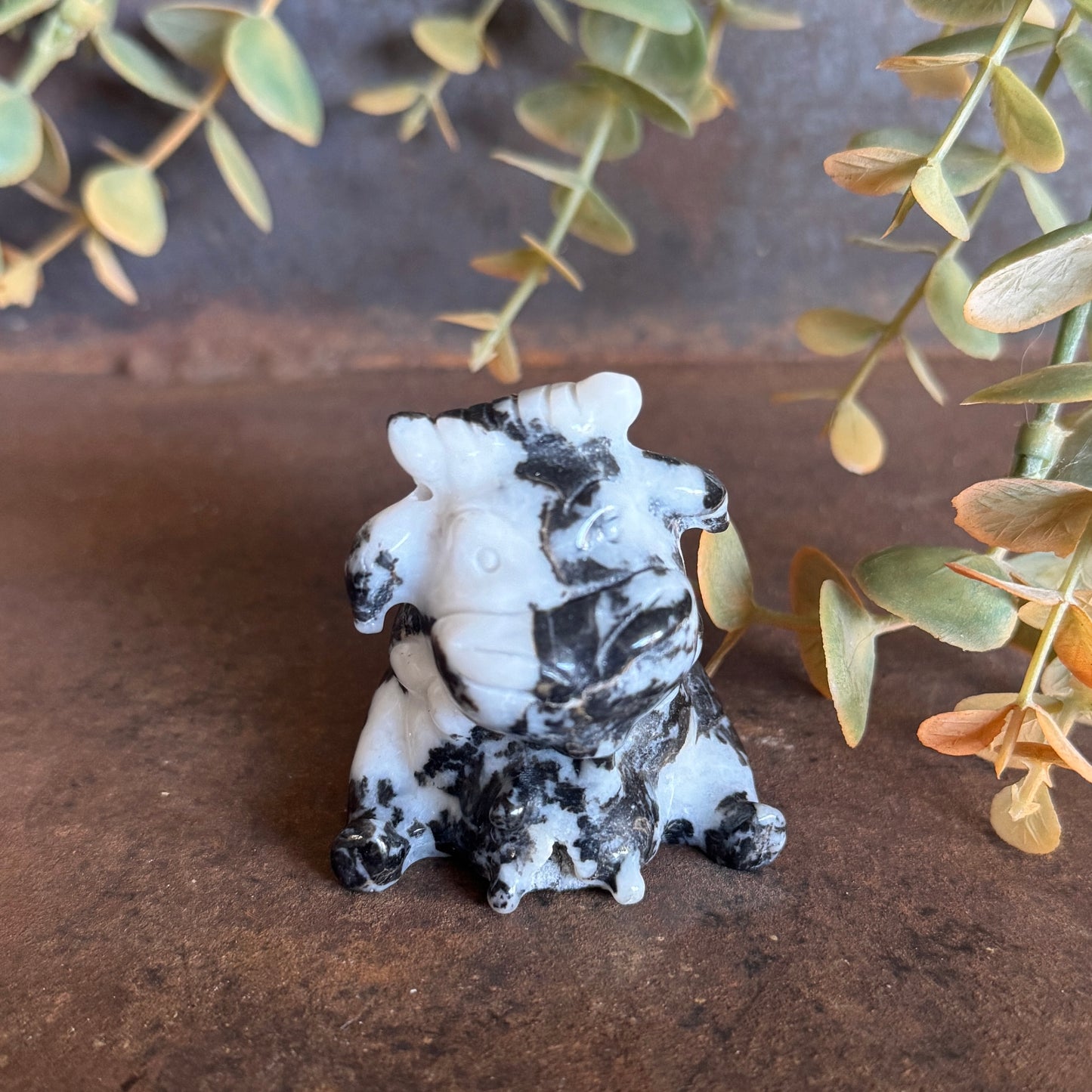 Crystal Pet – Zebra Jasper Cow Crystal Carving for Grounding, Emotional Strength & Inner Harmony