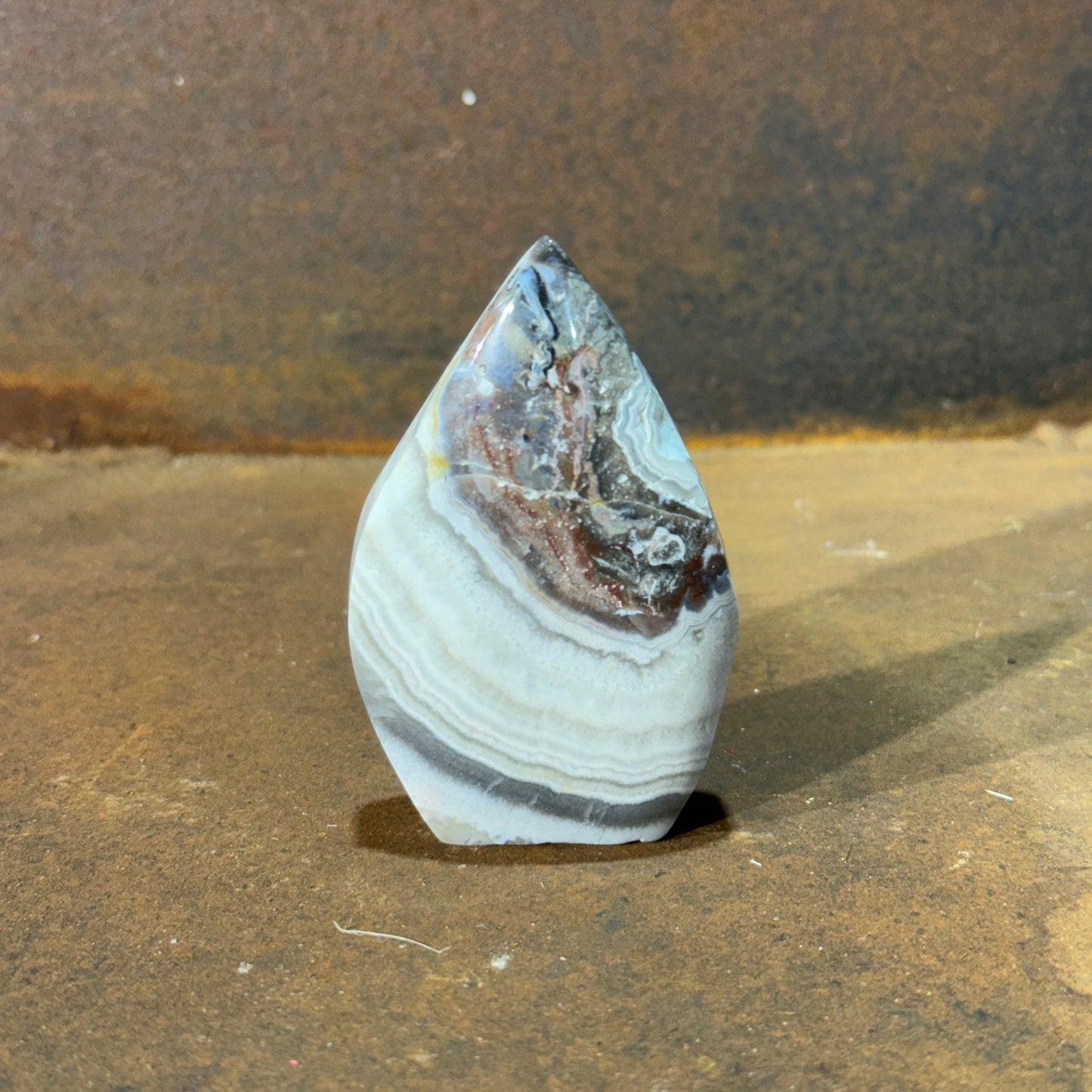 Mexican Lace Agate Free Form – Stability, Protection & Emotional Healing