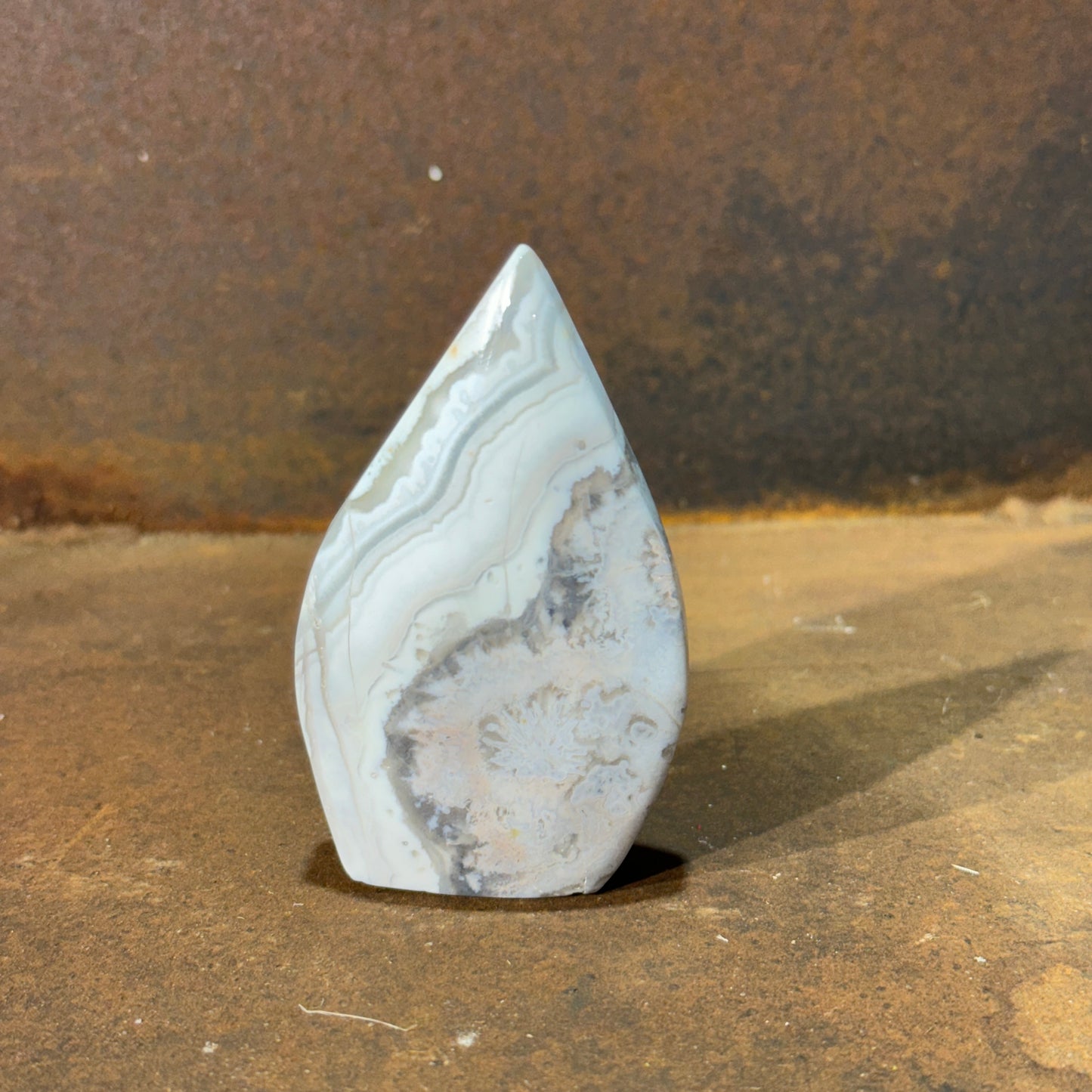 Mexican Lace Agate Free Form – Stability, Protection & Emotional Healing