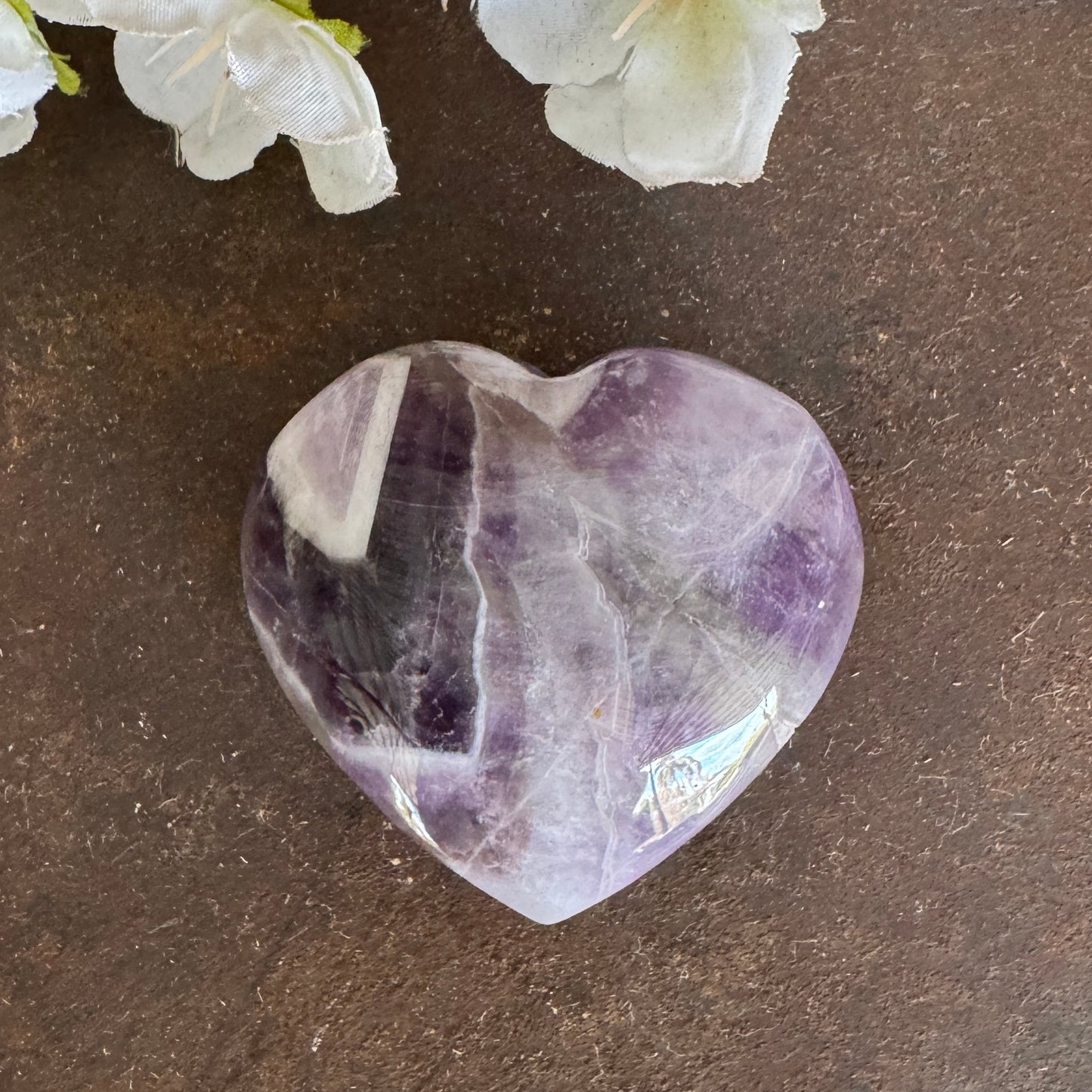 Chevron Amethyst Crystal Heart – Deep Emotional Healing & Spiritual Protection
