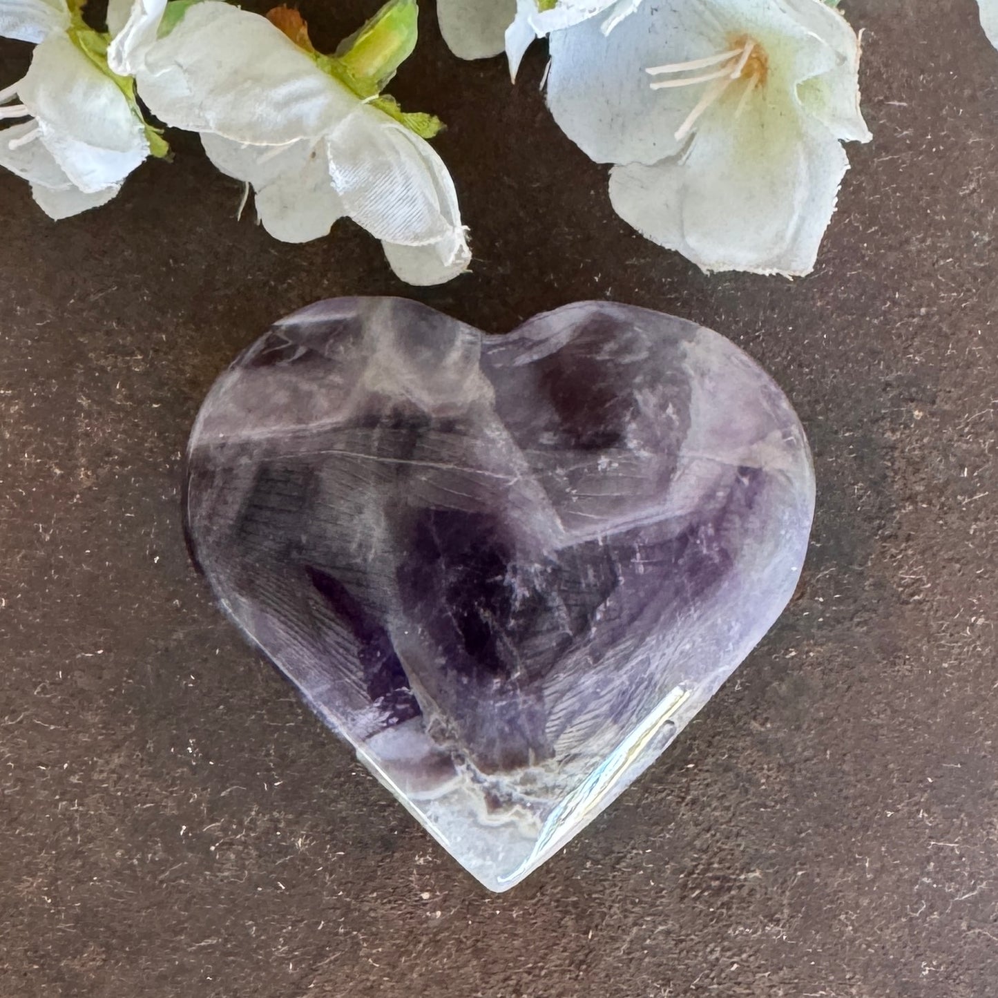 Chevron Amethyst Crystal Heart – Deep Emotional Healing & Spiritual Protection