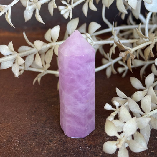 Kunzite Tower – Emotional Healing, Heart Chakra & Spiritual Awakening