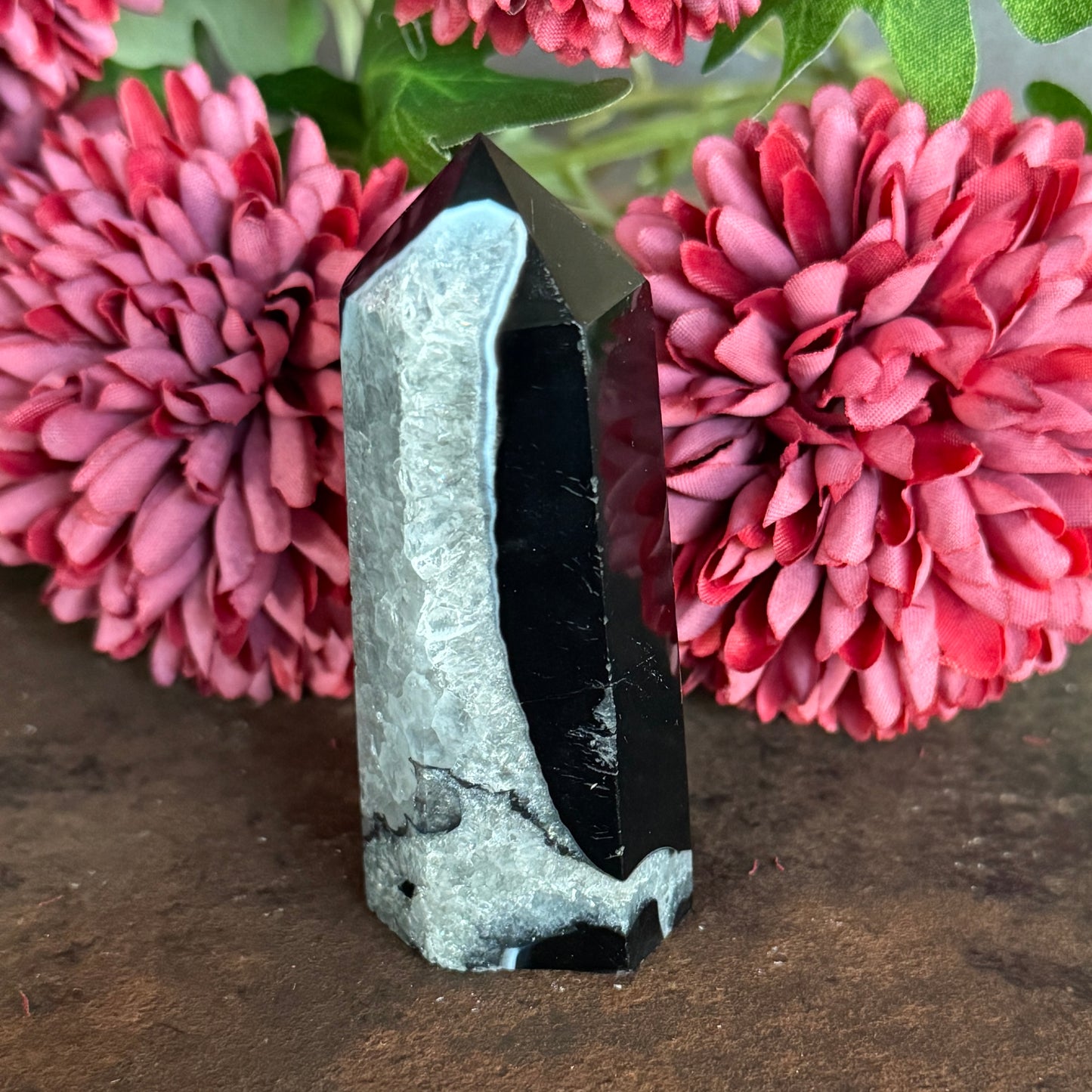 Black Agate Crystal Towers – Grounding, Protection & Emotional Stability
