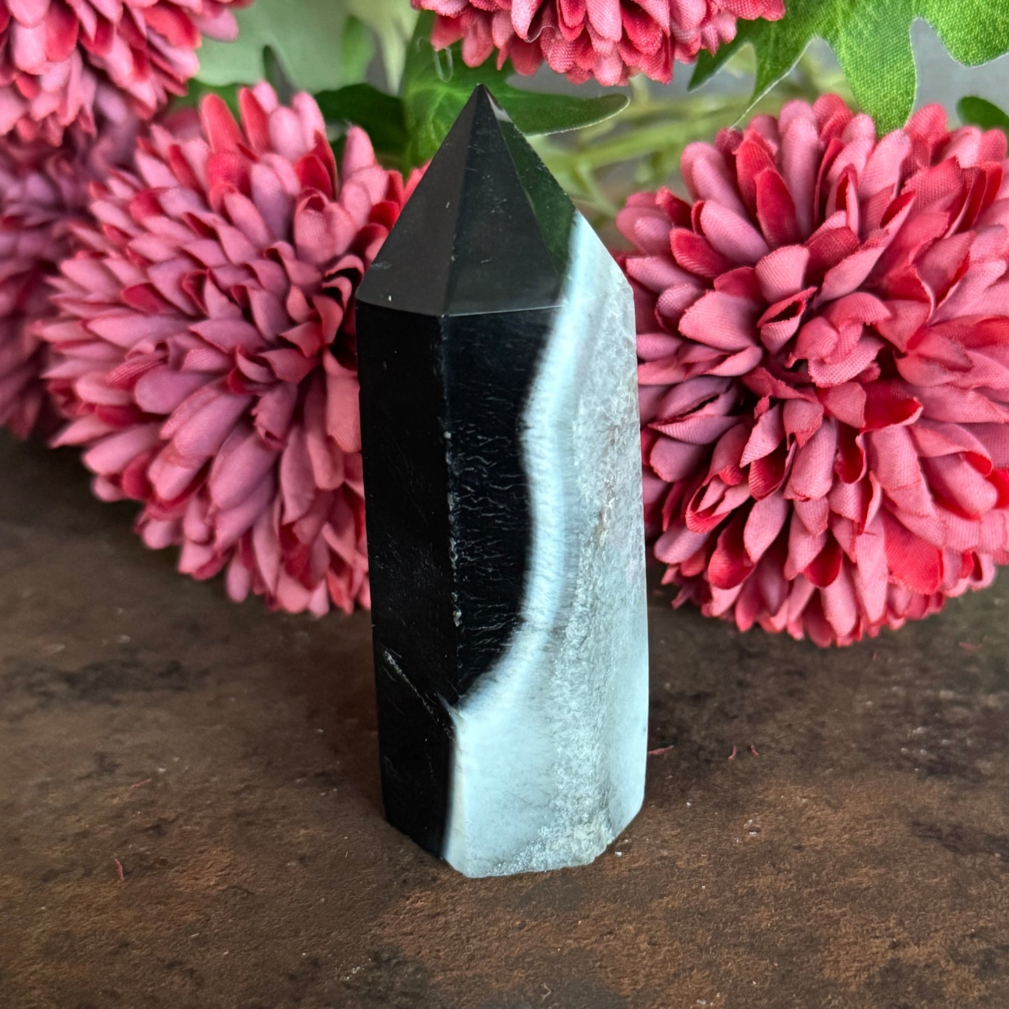 Black Agate Crystal Towers – Grounding, Protection & Emotional Stability