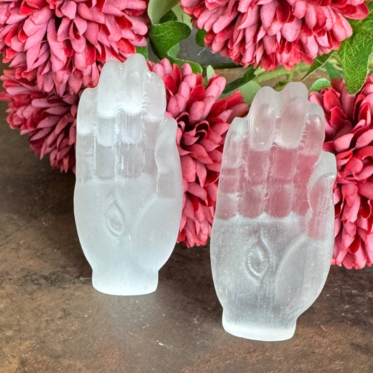 Selenite Crystal Hamsa Carving – Divine Protection, Energy Cleansing & Spiritual Healing