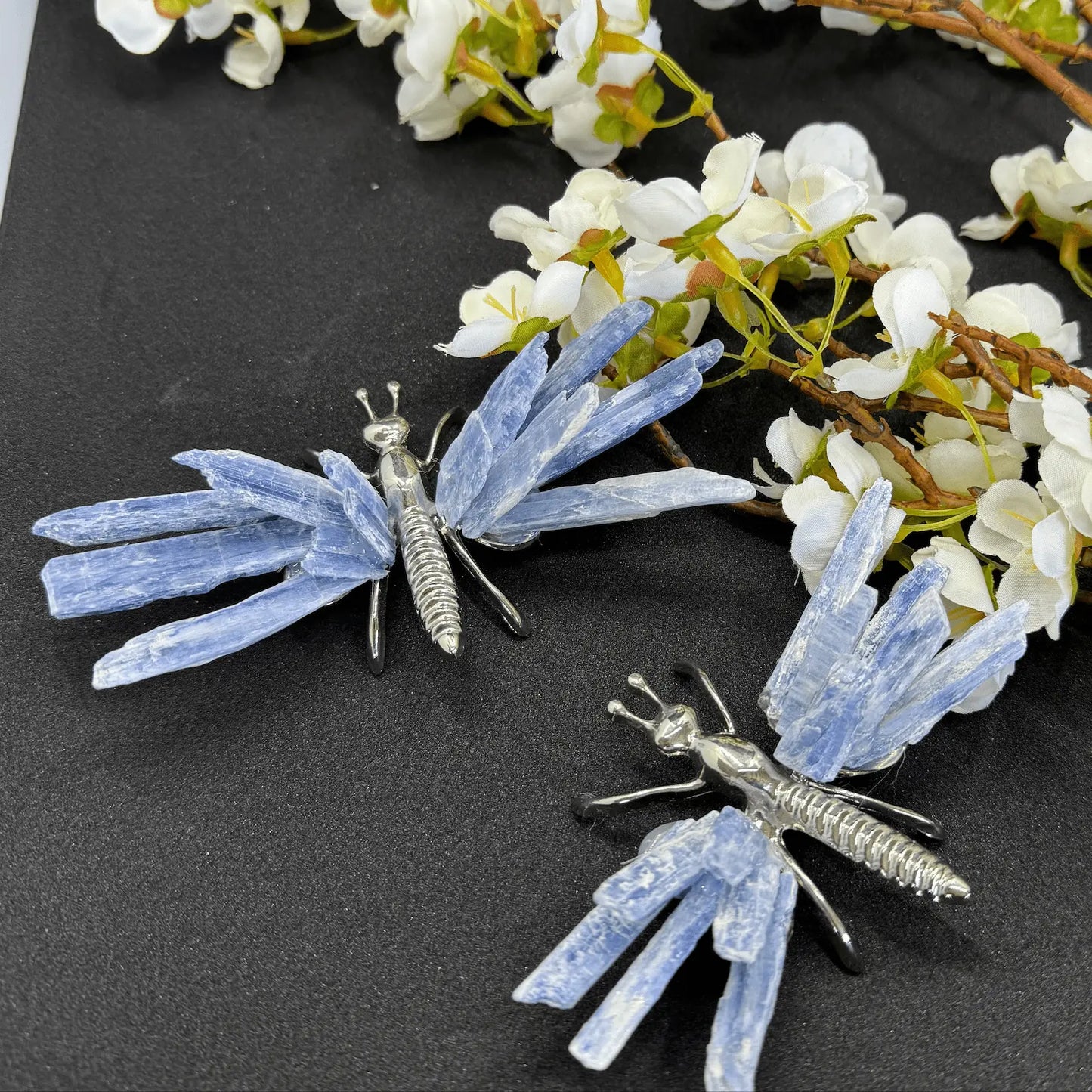 kyanite dragonfly crystal for spiritual healing clarity chakra alignment and calm energy