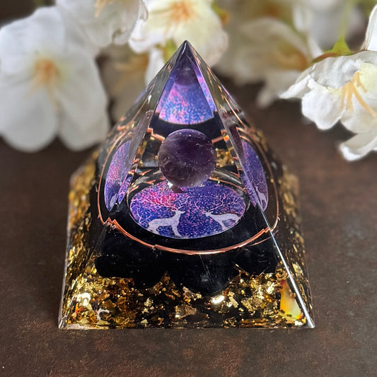 Mystic Balance Orgonite Pyramid with Amethyst & Black Obsidian – Spiritual Healing, Energy Protection & Chakra Balance