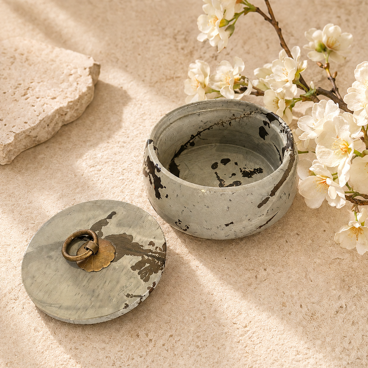 Picture Jasper Bowl with Lid for grounding energy, emotional balance, jewellery storage, sacred keepsakes and spiritual décor.