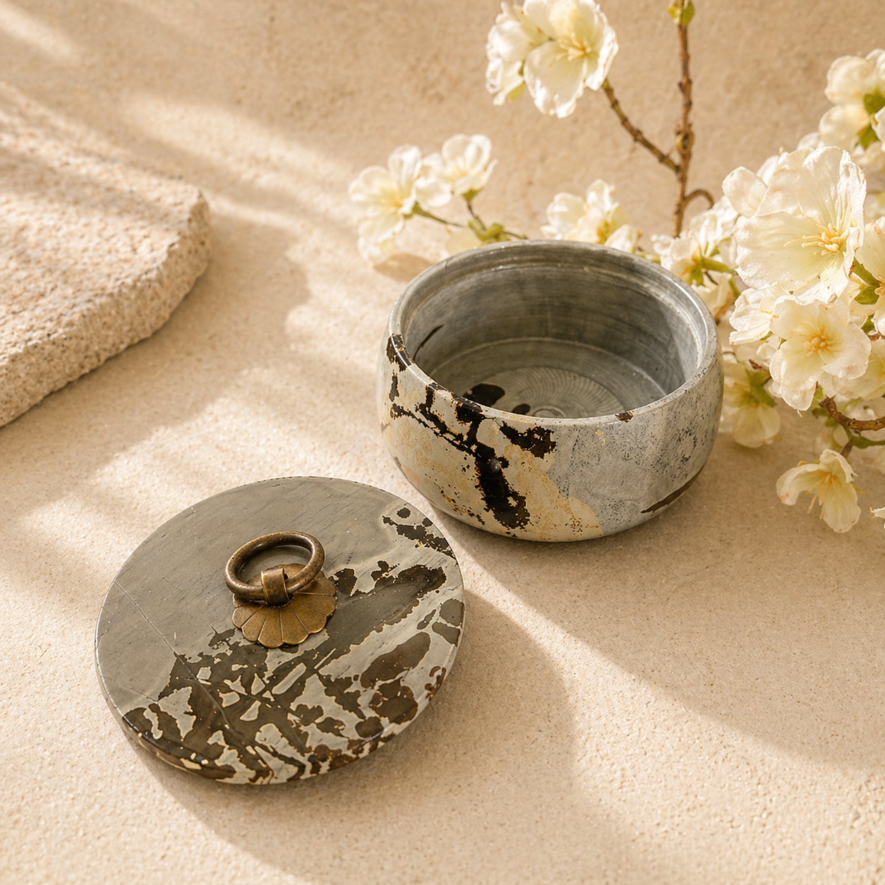 Picture Jasper Bowl with Lid for grounding energy, emotional balance, jewellery storage, sacred keepsakes and spiritual décor.