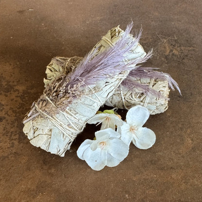 Purple Bouquet Sage Smudge Stick 10cm for energy cleansing, spiritual healing, inner peace, and spiritual protection.