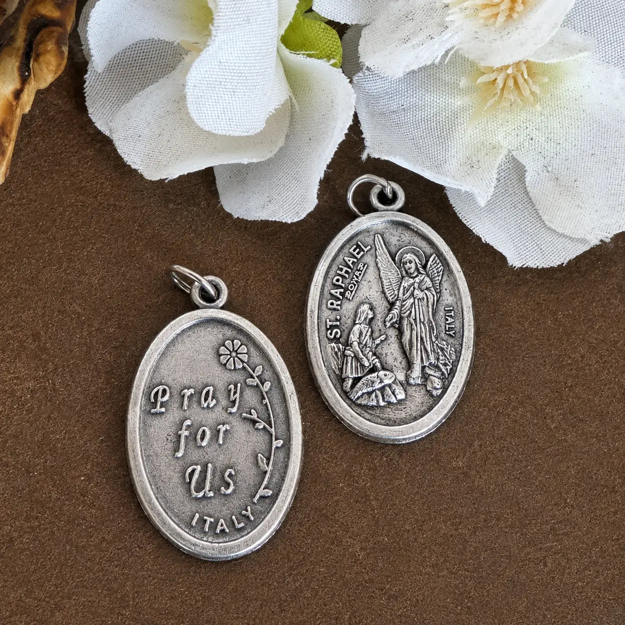 Archangel Raphael Religious Medal 22mm | Patron of Healing