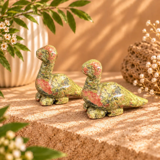 Unakite crystal dinosaur carving approximately 4.5cm tall