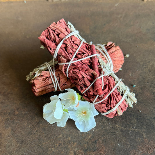 White Sage & Dragon’s Blood Smudge Stick – Deep Spiritual Cleansing, Protection & Manifestation