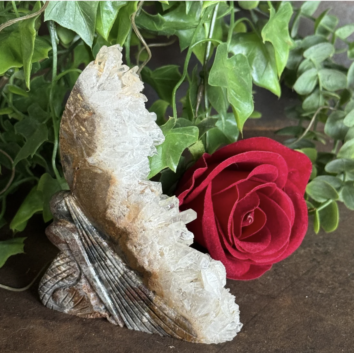 Mermaid Quartz Geode Carving 159g – warm sandy Quartz mermaid geode carving approx 12cm tall with spectacular dense raw white crystal cluster formation covering upper body and right edge