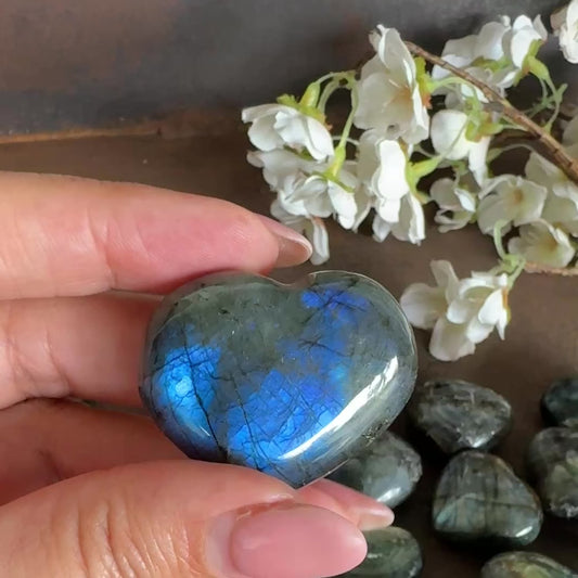 Labradorite crystal heart 3cm healing crystal for spiritual protection intuition emotional healing pocket crystal Australia